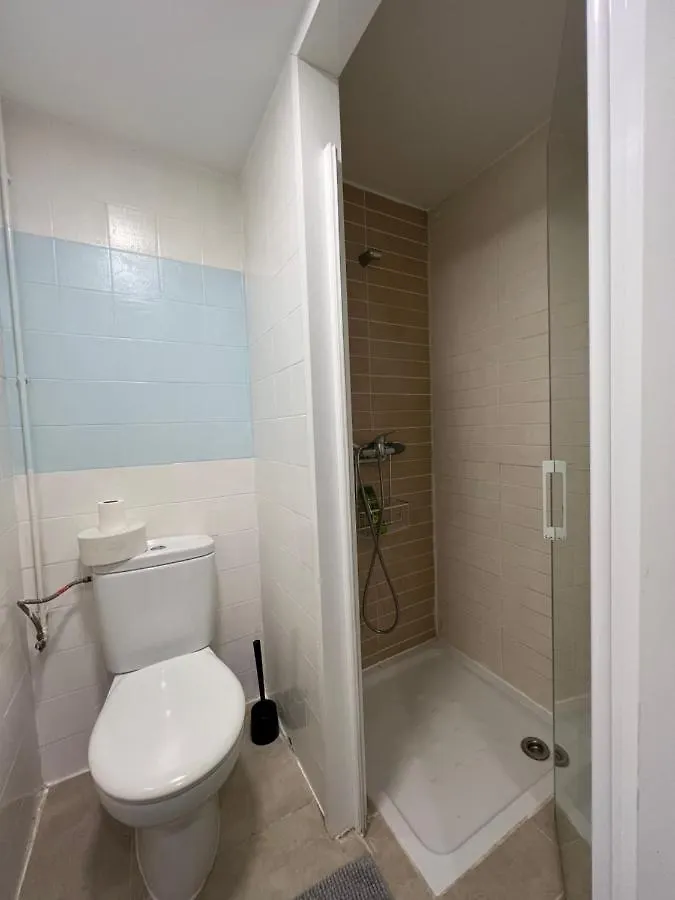 Apartment Alojamiento Con Encanto En Planta Superior Ideal Para Trabajo Y Escapadas Familiares En Montserrat